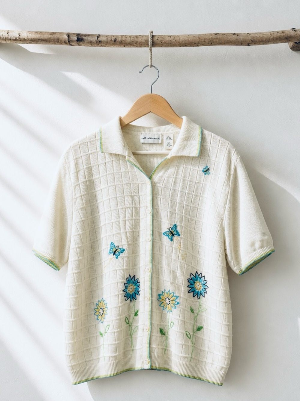 Vintage Alfred Dunner White Floral & Butterfly Button-Up Top